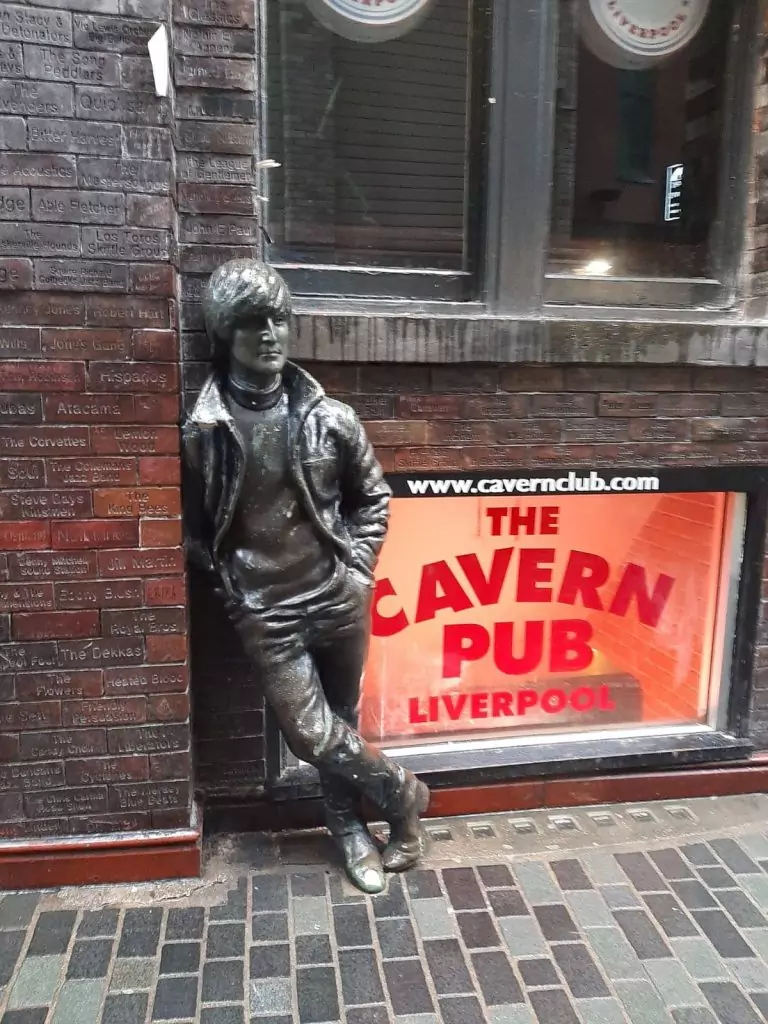 Qué ver en Liverpool en 1 día barrio de Cavern Quarter The Cavern Pub