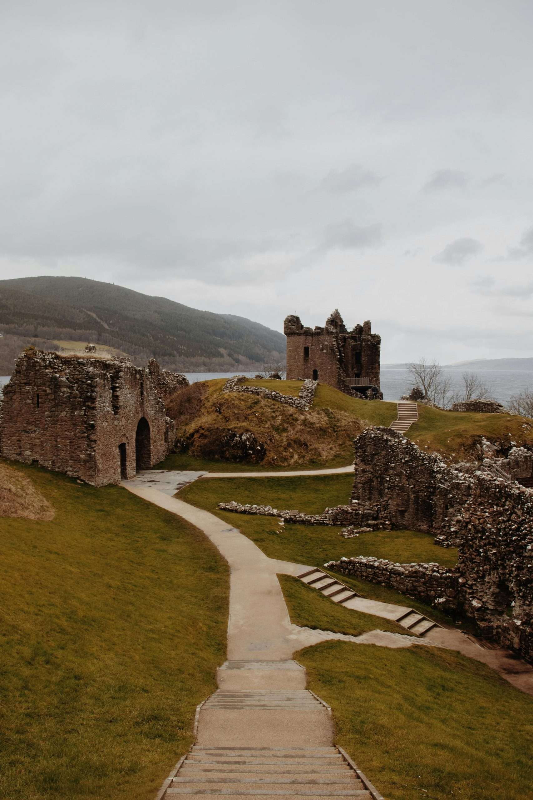 Ruta de 7 dias por escocia Edimburgo Glasgow Hightlands Castillo de Urquhart
