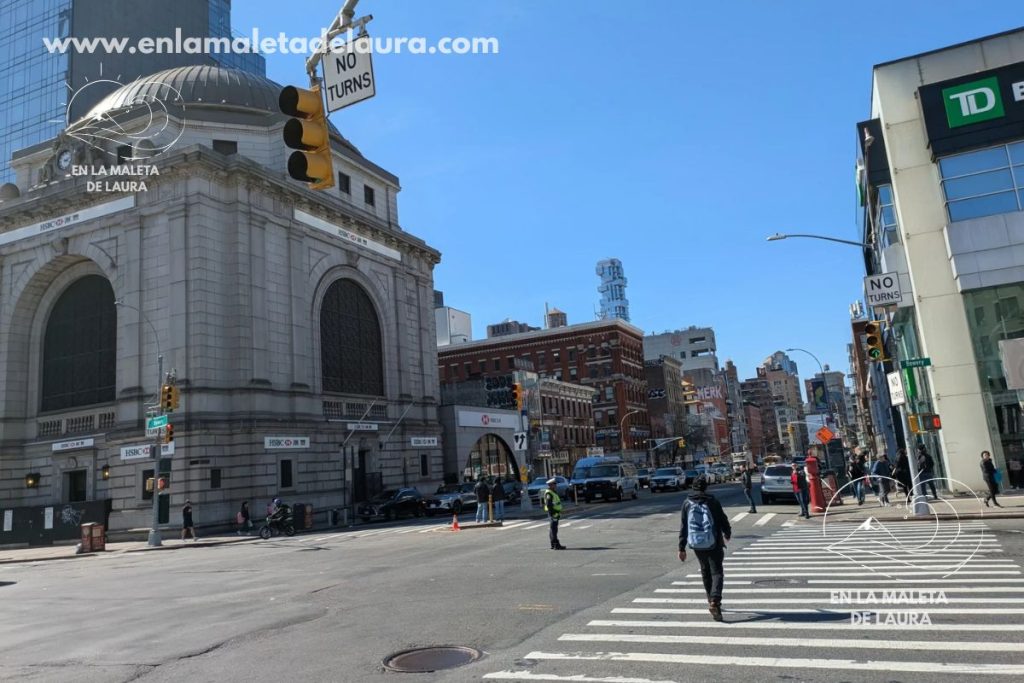 Qué ver en Nueva York en 10 días itinerario completo día a día Banco HSBC en Chinatown