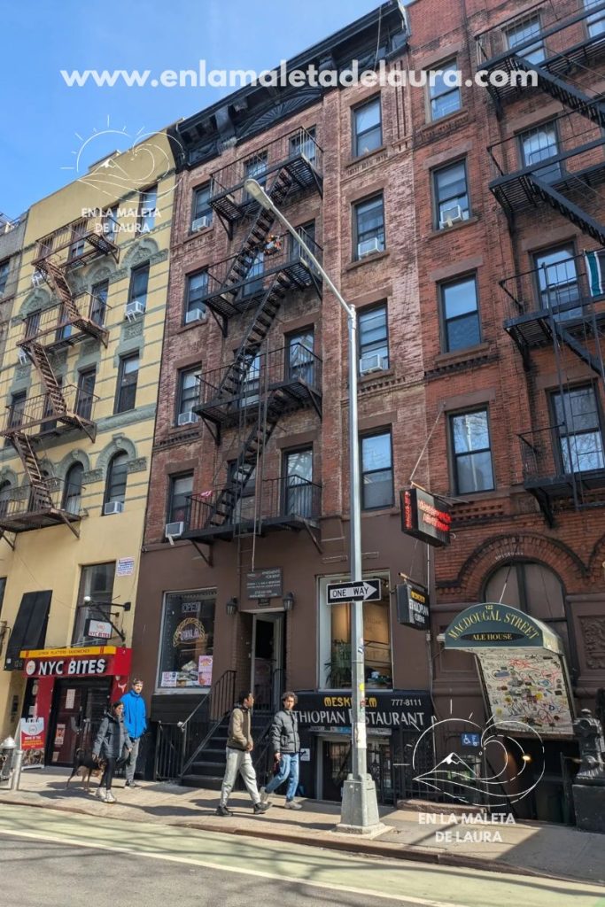 Qué ver en Nueva York en 10 días itinerario completo día a día MacDougal Street