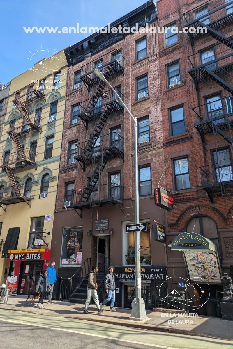 Qué ver en Nueva York en 10 días itinerario completo día a día MacDougal Street