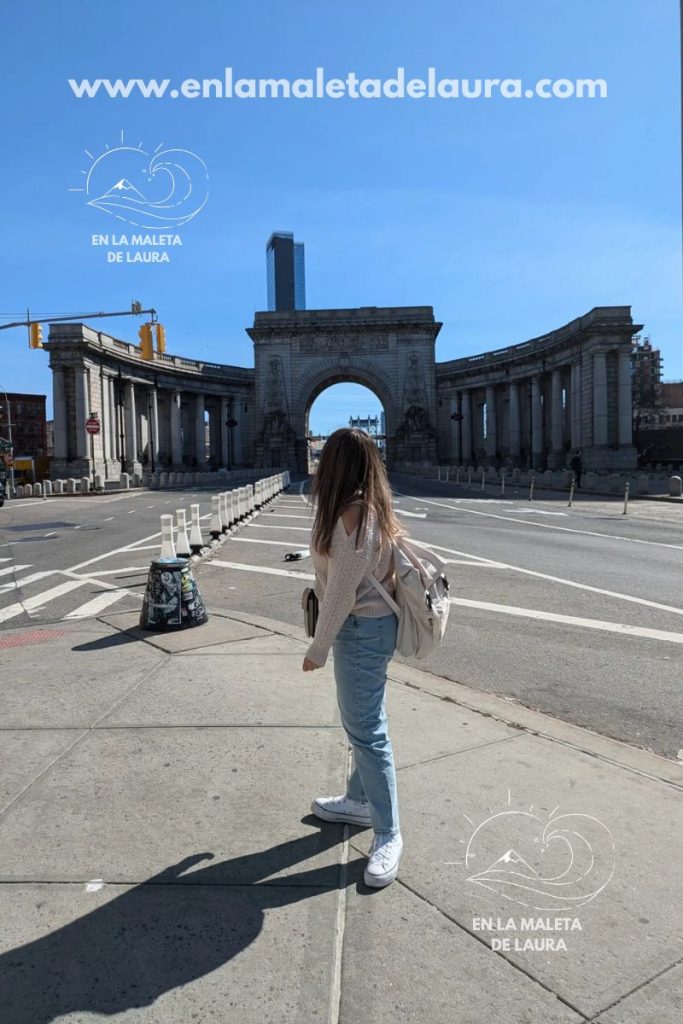 Qué ver en Nueva York en 10 días itinerario completo día a día Manhattan Bridge Arch