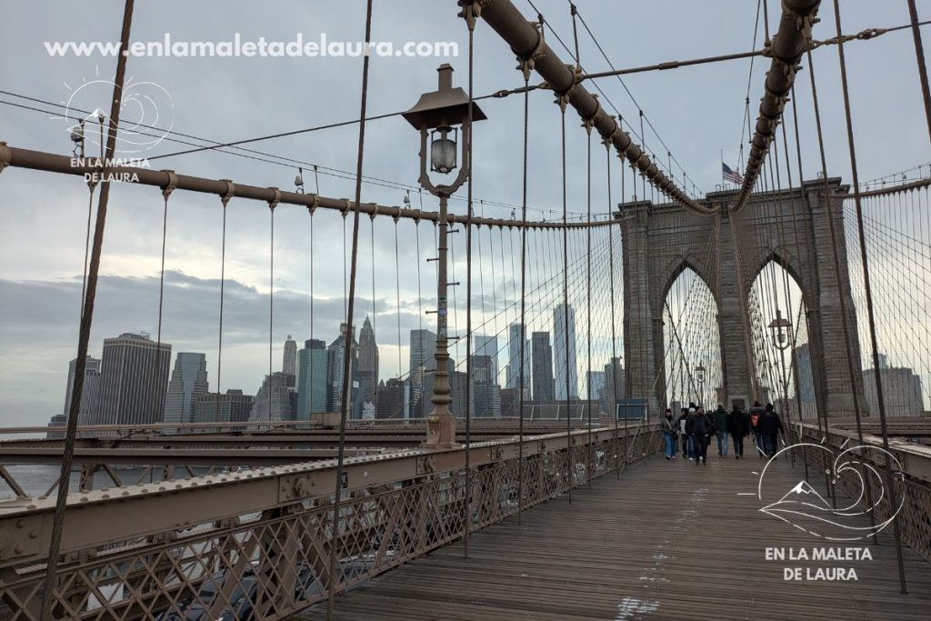 Qué ver en Nueva York en 10 días itinerario completo día a día Puente de Brooklyn hacia Manhattan