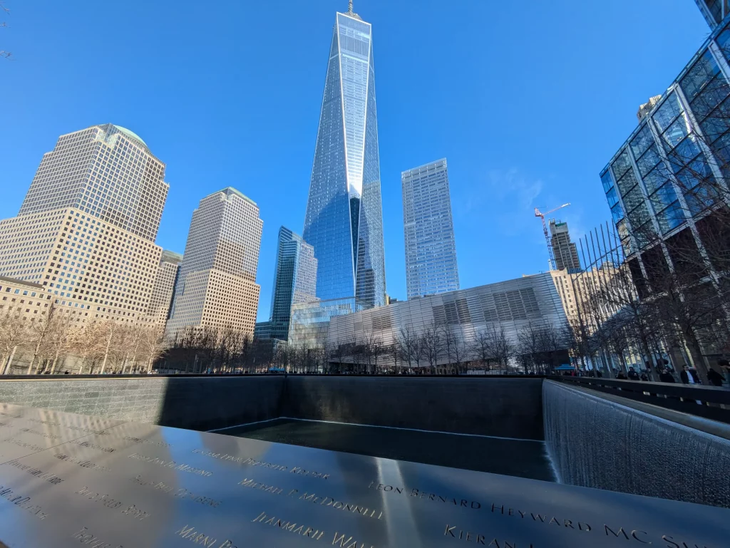 Itinerario y guía de viaje ruta de viaje de 10 días en Nueva York memorial y museo 11S en Midtown Manhattan Sur